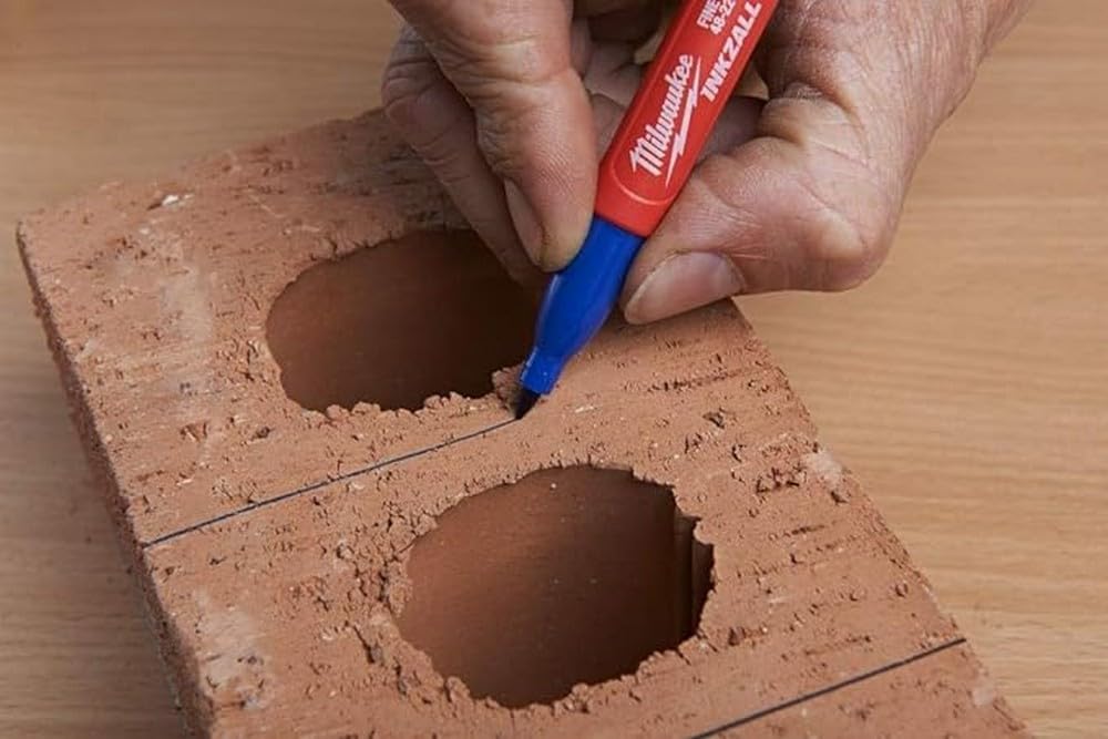 Milwaukee 4 Pennarelli Inkzall Assortiti Pennarello Indelebile a Punta Fine | Nero, Blu, Verde, Rosso