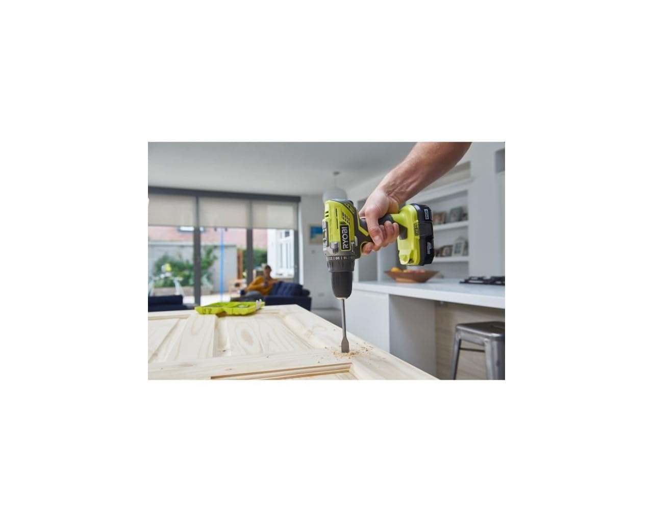 RYOBI R18DD3 Trapano Avvitatore 18V a Batteria, Con Valigia + 100 Accessori Inclusi | 2 Batterie 2,0Ah e Caricabatterie Rapido