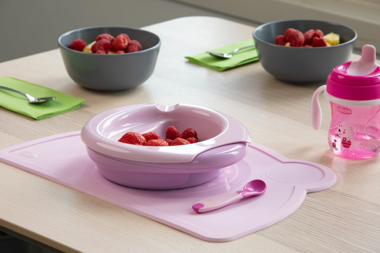 Chicco, Primo Cucchiaio, Cucchiaio Neonato per lo Svezzamento, Piccolo e Leggero, con Forma Angolata e Impugnatura Ergonomica per Imparare a Mangiare in Autonomia, Colore Rosa, per Bambini 8 Mesi+