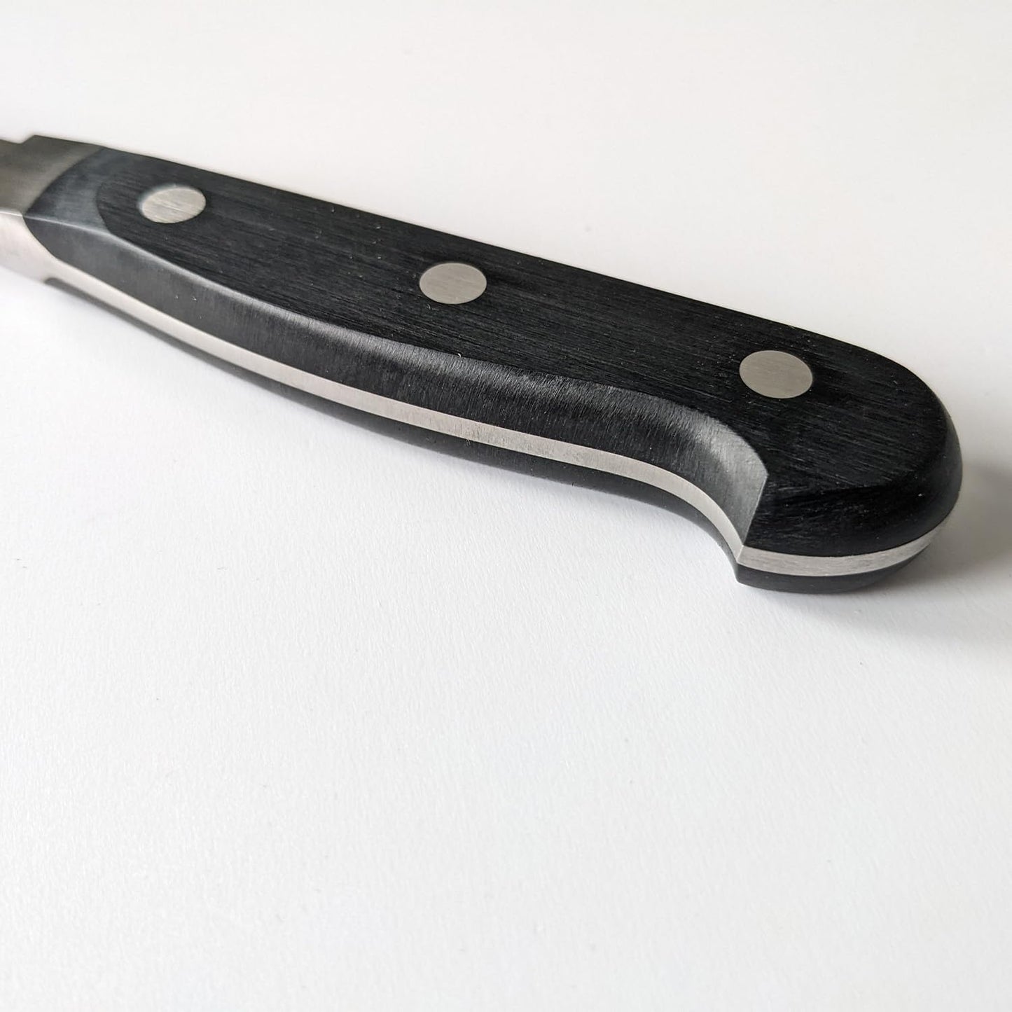 Ambrogio Sanelli, Maitre Coltello Disosso, Coltello Cucina per Disossare con Lama Liscia in Acciaio Inox all'Azoto 16 cm e Manico Ergonomico, Coltelli da Cucina Professionali, Made in Italy