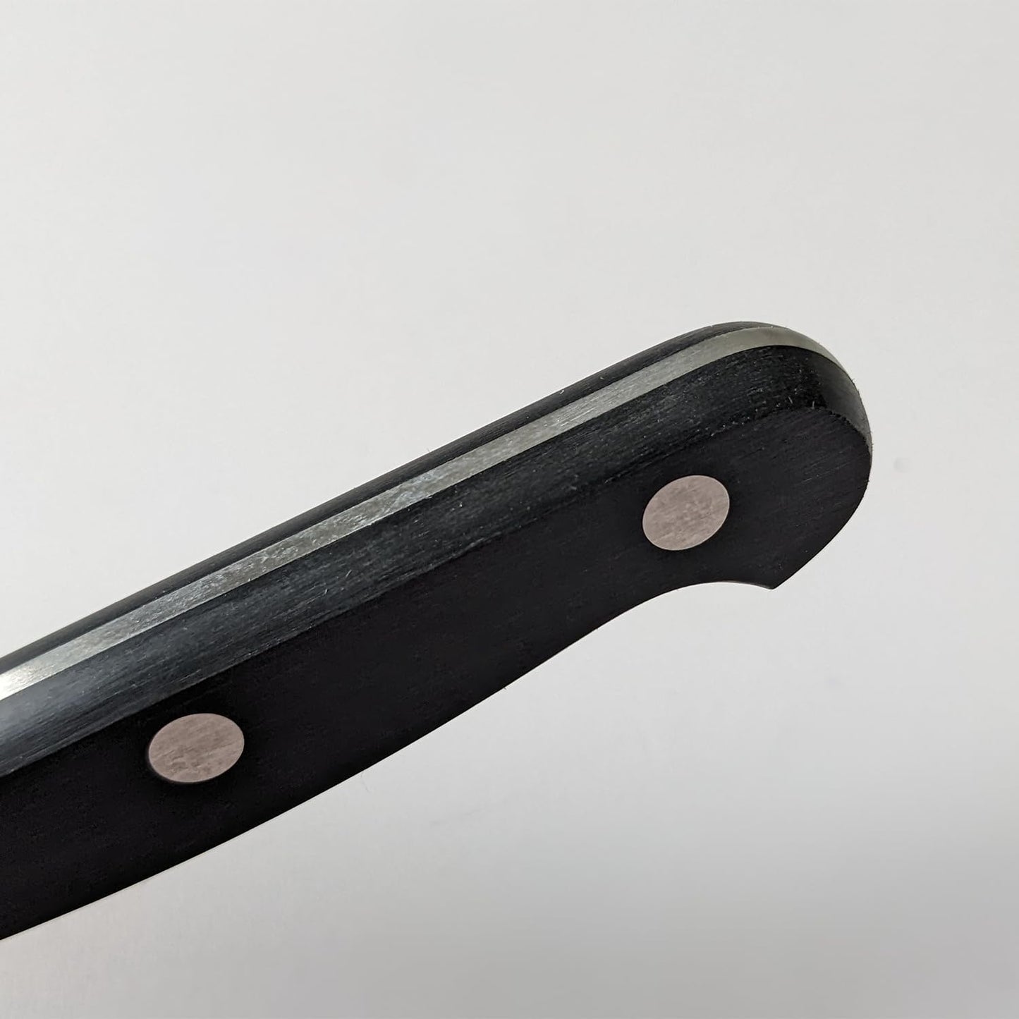 Ambrogio Sanelli, Maitre Set Coltelli Bistecca, 6 Coltelli da Tavola con Lama Mezzo Dentata in Acciaio Inox all'Azoto 11 cm e Manico Ergonomico, Coltelli da Cucina Professionali, Made in Italy