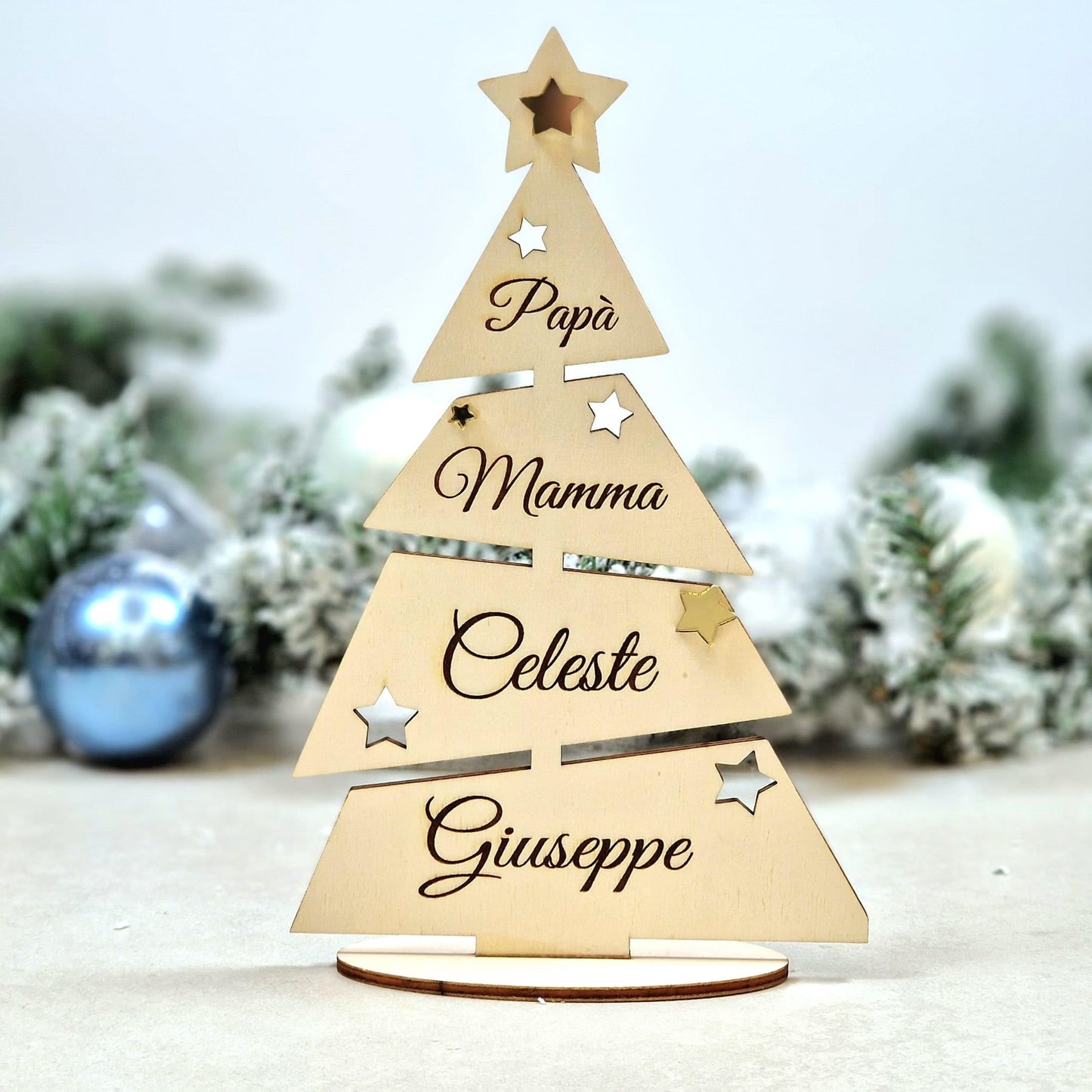 Albero di Natale Personalizzato 25cm | Alberello in Legno Personalizzabile con Nomi della Famiglia o Testo inciso al Laser