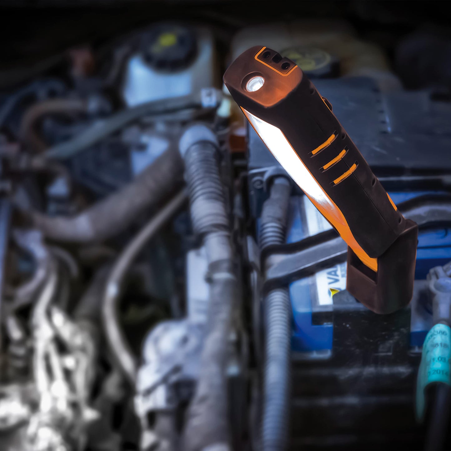 BETA 1838S Lampada Snodata Ricaricabile a Led, Portatile, Professionale, per Officina con Rivestimento Antiscivolo in Gomma a Doppia Emissione di Luce, Frontale fino a 700 Lumen