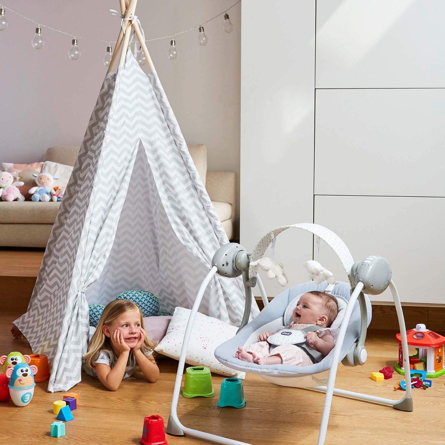 Chicco Sdraietta Regolabile E Dondolo Automatico, Grigio, 69.5 x 60 x 58.5 cm