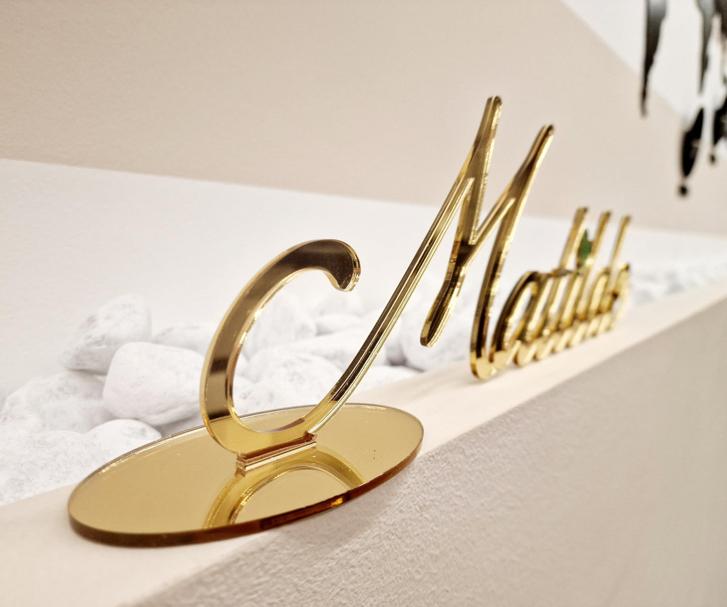 Scritta Personalizzata in Plexiglass Specchiato, Lunghezza 35cm Spessore 3mm | Nome Inciso al Laser | Topper per Tavolo Torta, Gadget o Decorazione, Targa o Insegna in Acrilico