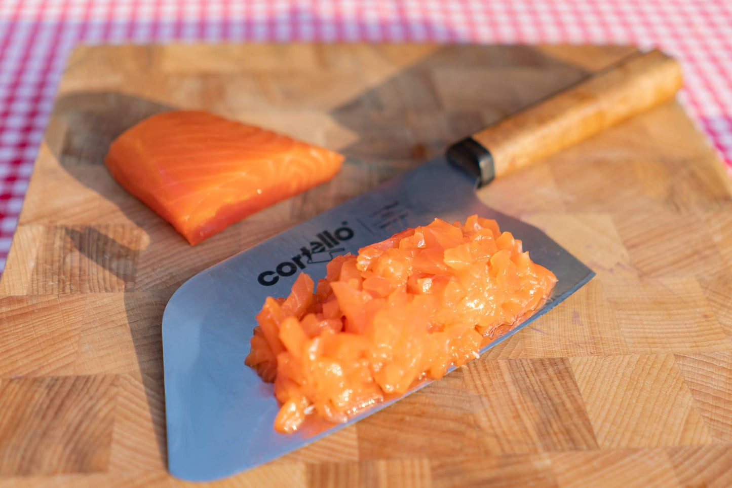 Sanelli Ambrogio - CORTELLO, Coltello Professionale da Chef. Lama in Acciaio Nitro-B, 17,5 Cm. Manico in Legno di Noce ed Ebano