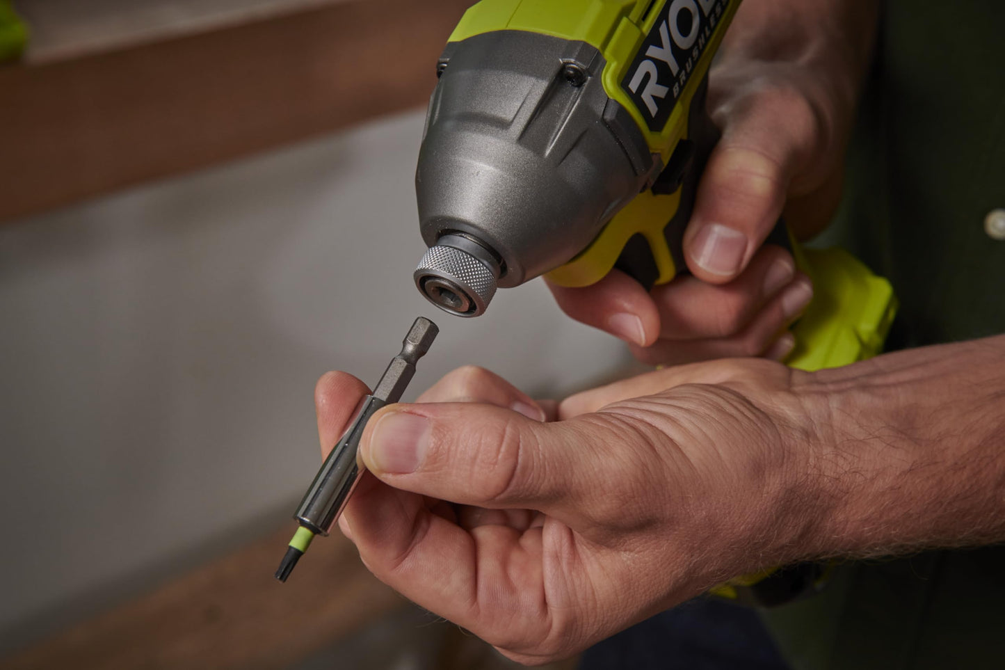 RYOBI RID18BL-0 Avvitatore ad Impulsi Brushless 1/4" a Batteria 18V ONE+, Batteria non Inclusa, 4 Velocità, 4.000 Colpi al Minuto, Coppia 300 Nm