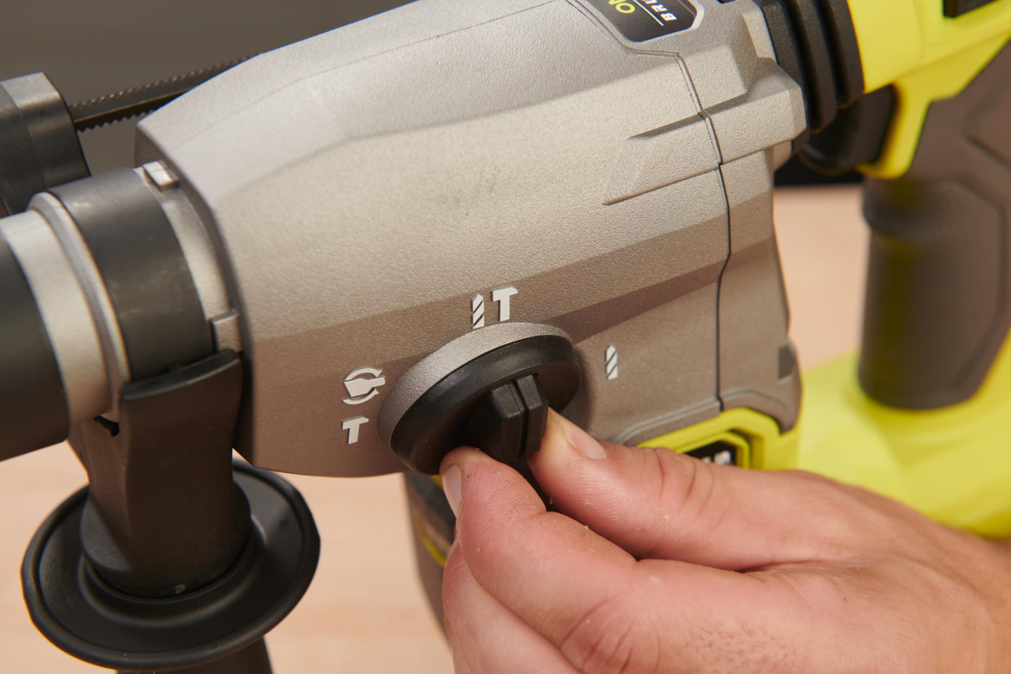 Ryobi RSDS18BL-0 18V ONE+ Cordless Brushless SDS+ Trapano (Strumento Nudo)