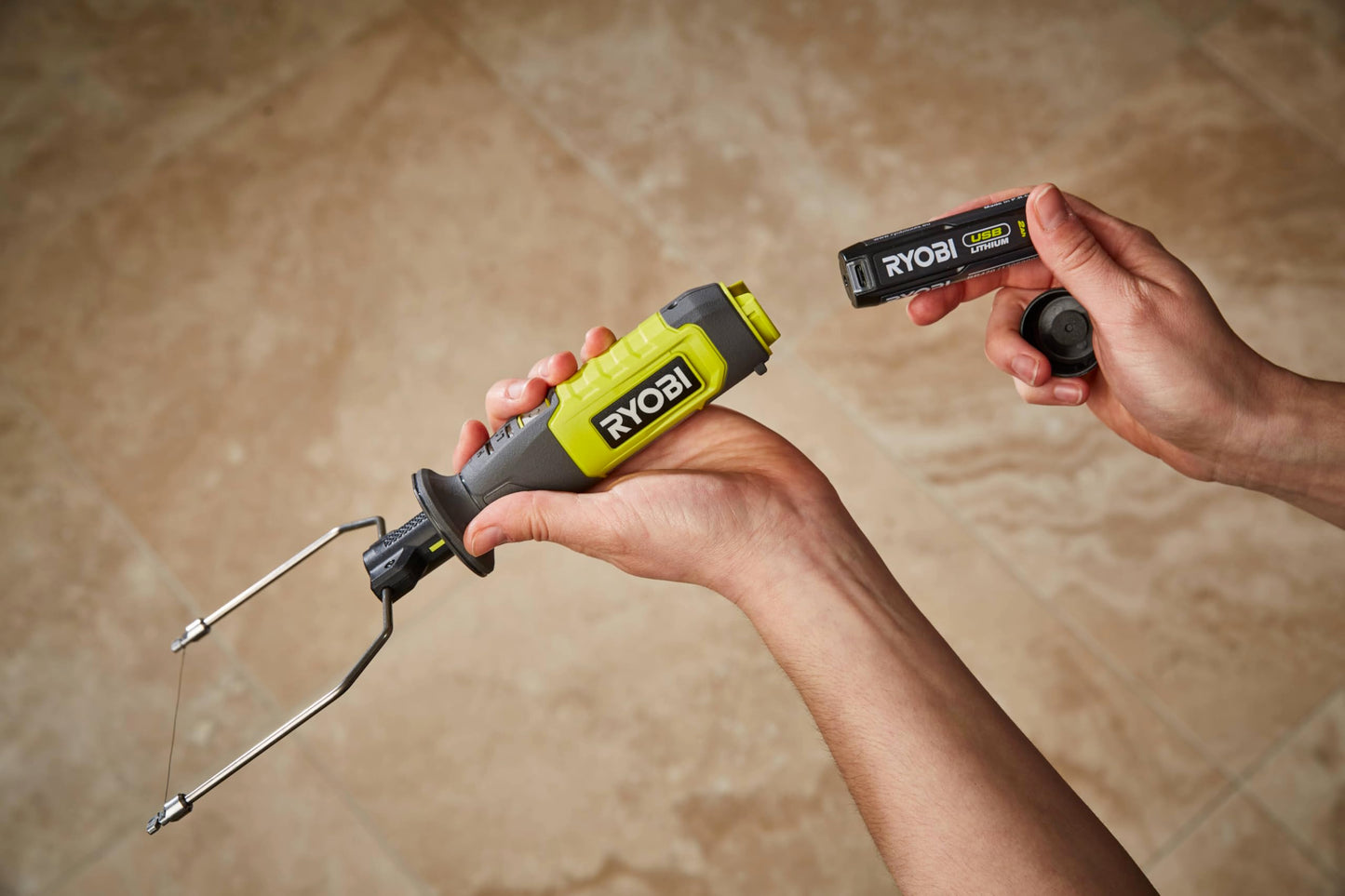 RYOBI RHC4-120G Coupeur à chaud pour polystyrène rechargeable avec batterie 4V