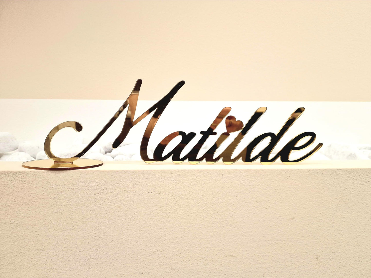 Scritta Personalizzata in Plexiglass Specchiato, Lunghezza 35cm Spessore 3mm | Nome Inciso al Laser | Topper per Tavolo Torta, Gadget o Decorazione, Targa o Insegna in Acrilico