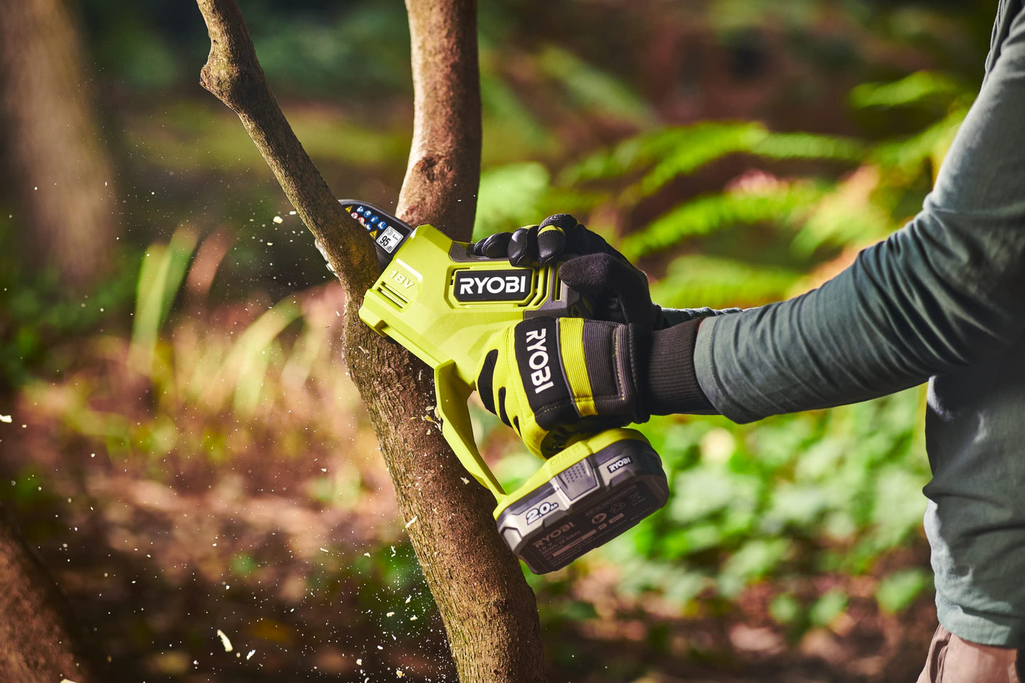 Ryobi - Hand pruning 18 V ONE+ - Brushless/carbonless motor, 10 cm guide, 6 m/s, tool-free tensioner - Small pruning, regular connection and home - without battery