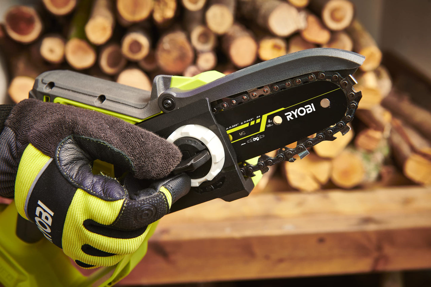 Ryobi - Hand pruning 18 V ONE+ - Brushless/carbonless motor, 10 cm guide, 6 m/s, tool-free tensioner - Small pruning, regular connection and home - without battery