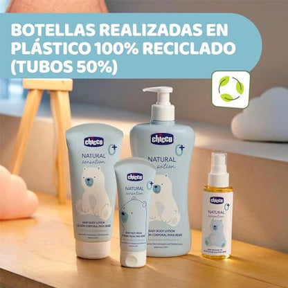 CHICCO Natural Sensation, Nappy Changing and Bathing Set with Cotton Beauty Case, Tears-Free Shampoo Bath 200 ml, Body Cream 150 ml, Soothing Paste 100 ml, Cleansing Wipes, Pink