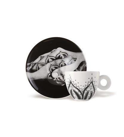 illy 25156 Art Collection, Collezione Genesi 2 Tazze da Cappuccino Numerate e Firmate Monica Bonvicini e Shirin Neshat