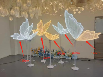Farfalla Luminosa Decorativa, 80cm, Struttura in Metallo con LED, Base Rotonda Regolabile, per Matrimoni, Eventi ed Allestimenti (Luce Fredda)