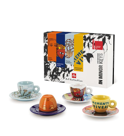 illy ART COLLECTION 25786 Tazze Biennale 2026, 4 Tazzine da Caffè Espresso Numerate e Firmate Maher, Werewere, Petersen e Rahman