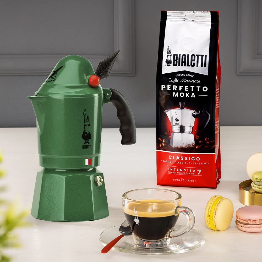 Bialetti Caffettiera New Break Alpina, Manico Anti Scottatura, In Onore Del Corpo Degli Alpini, Non Adatta a Induzione, 3 Tazze (130 ml), Alluminio, Verde