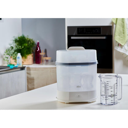 Chicco Sterilizzatore Elettrico, Sterilizzatore Biberon, Tiralatte e Ciuccio, con 3 Configurazioni e Spegnimento Automatico, Adatto al Microonde, per Sterilizzare Fino a 6 Biberon da 330 ml, Bianco