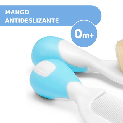 Chicco Set Spazzola e Pettine Capelli per Bambini, Spazzola Neonati con Morbide Setole Naturali, Pettine con Punte Arrotondate, Impugnatura Antiscivolo - Accessori Neonato 0+ Mesi, Azzurro