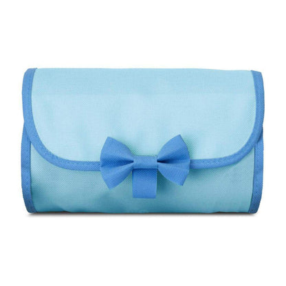 Chicco Set Igiene Per La Cura Dei Bambini, Composto Da Un Pettine, Una Spazzola Morbida, Termometro, Guanto Da Bagno In Spugna E Un Paio Di Forbici, Azzurro