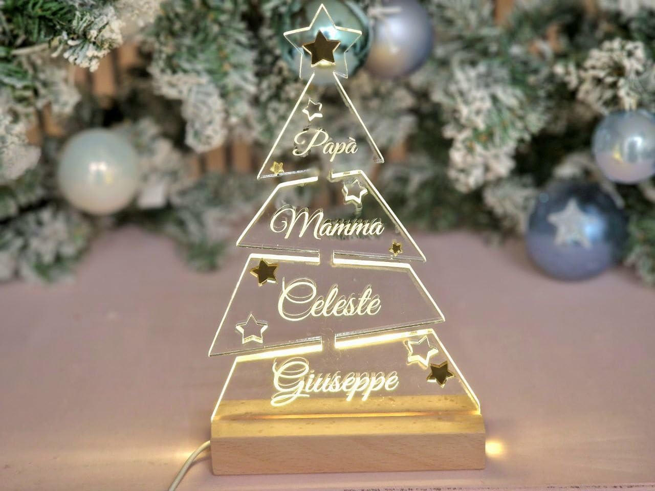 Lampada Led Albero di Natale Personalizzato 25cm | Alberello in Plexiglass Trasparente Personalizzabile con Nomi della Famiglia o Testo inciso al Laser