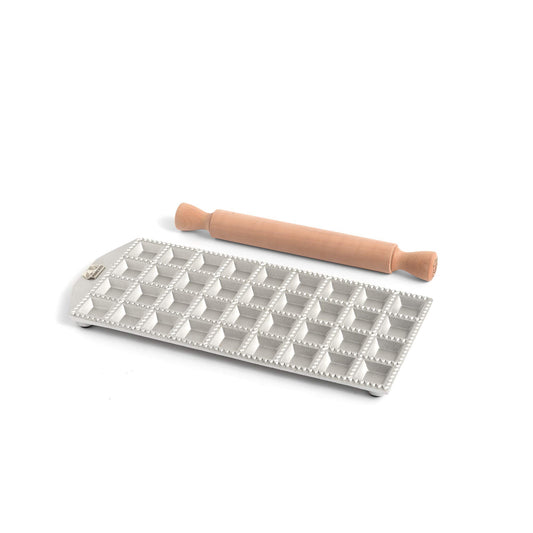 Marcato Stampo per Ravioli, Macchina per Ravioli, Forme per Ravioli Fatti in Casa, Taglio Quadrato da 35 mm, Spazio per Ripieno Abbondante, Mattarello in Legno Incluso, Made in Italy.