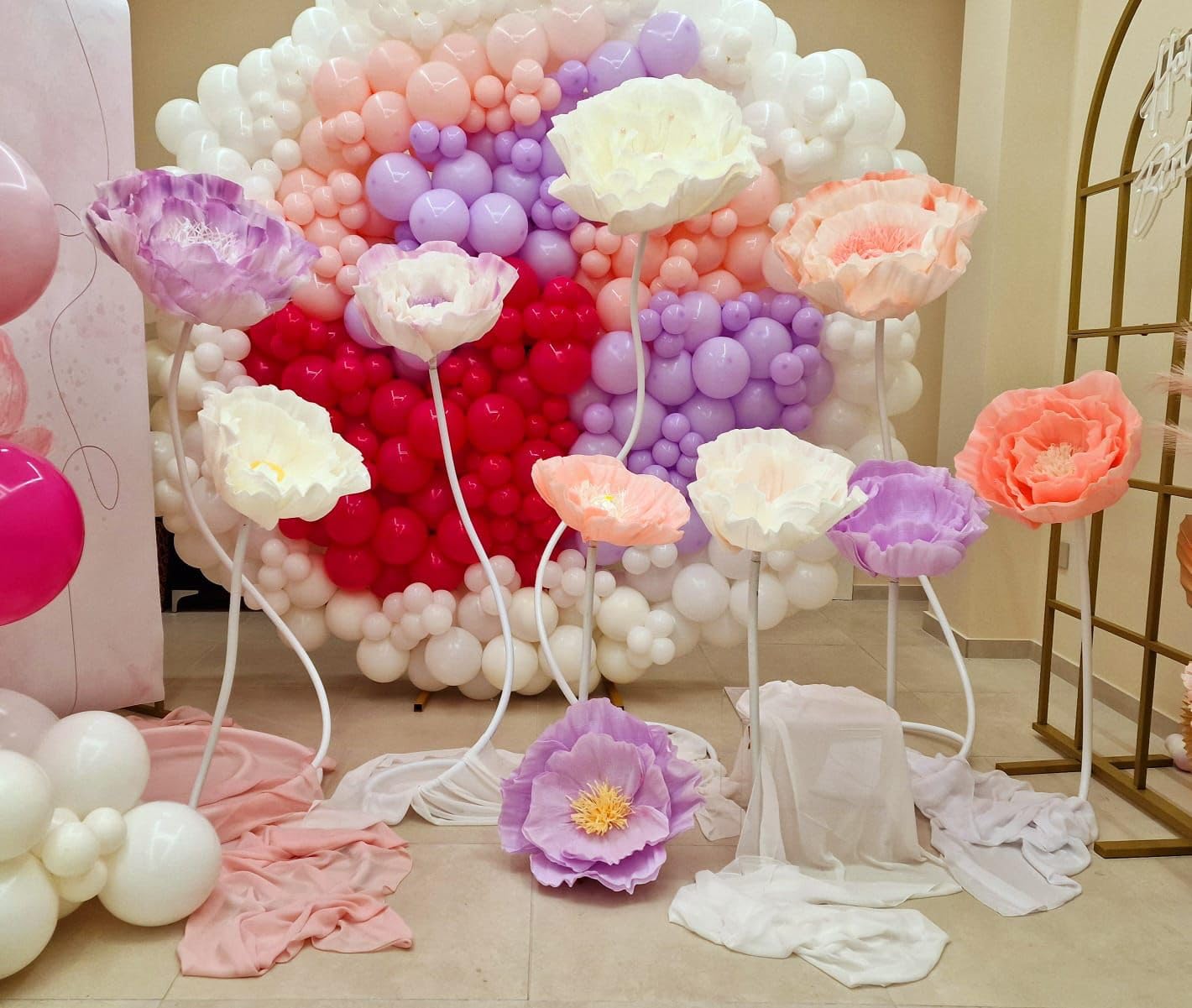 Anemone Gigante in Carta Crespa Ø58cm | Fiori Giganti per Allestimenti Feste Giants Flowers Wedding