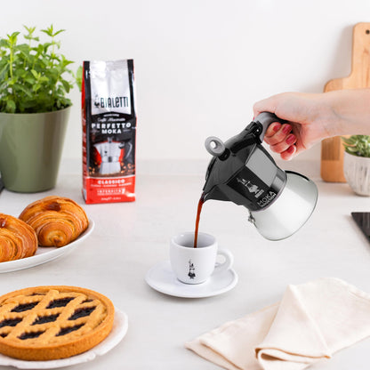 Bialetti Caffettiera Moka Induction, 2 Tazze (100 ml), Adatta a Tutti i piani cottura, Design Elegante, Nero