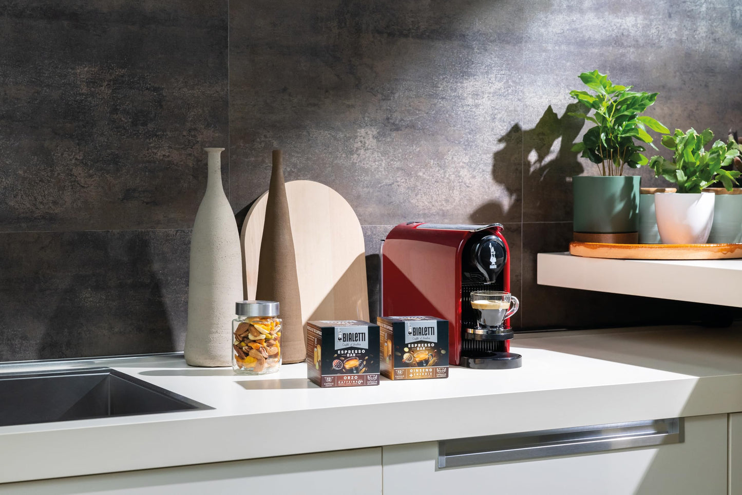 Bialetti Gioia Plus, Macchina Caffè Espresso Alluminio, 48 Capsule Incluse, Rosso
