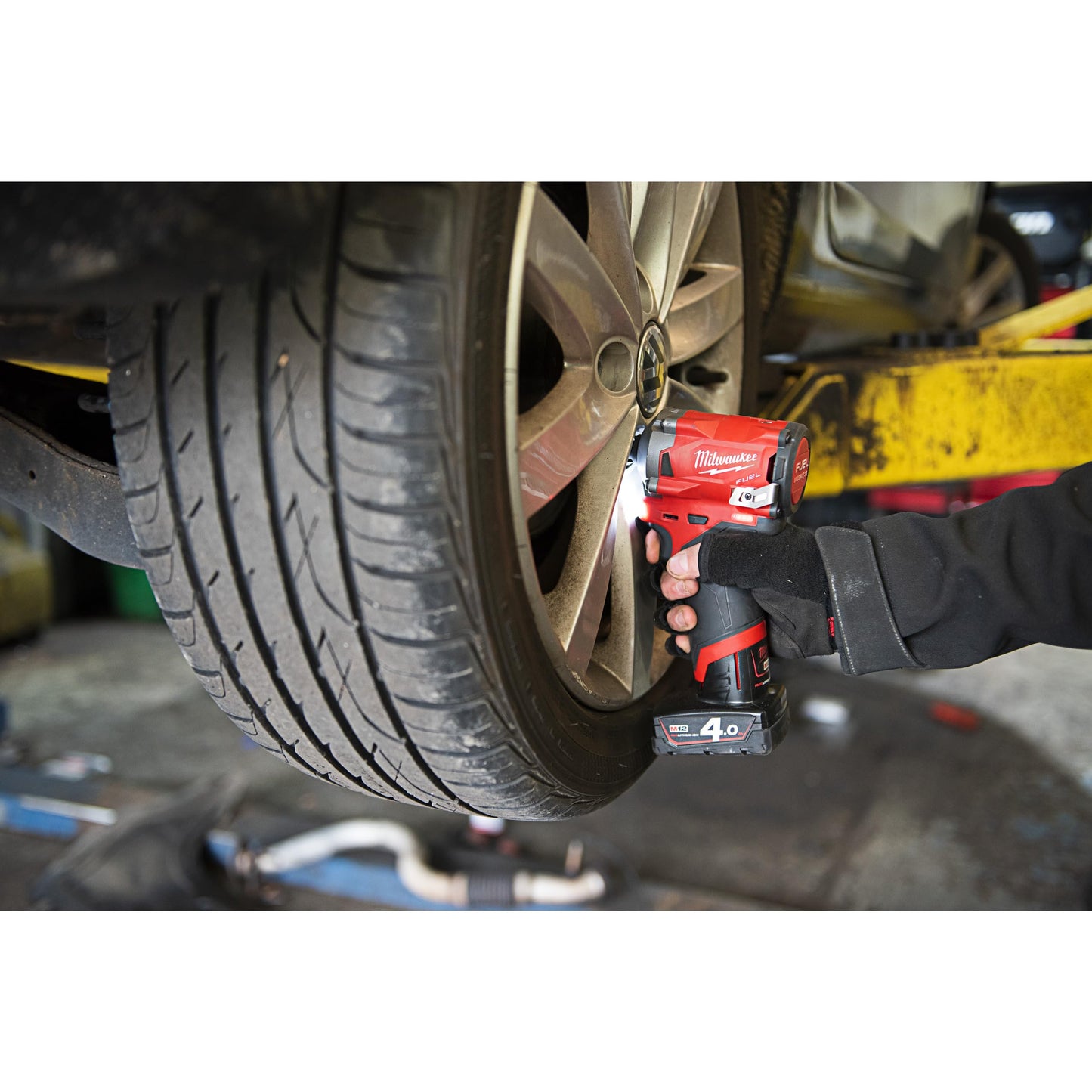 Milwaukee 4933464616 Avvitatore A Impulsi Compatto 12 Volt 1/2" 2,0Ah E 4,0Ah Tecnologia Fuel