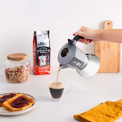 Bialetti Macchina da caffè a induzione Brikka, 4 tazze (170 ml), espresso stile bar, adatta a tutti i tipi di fornelli, design elegante