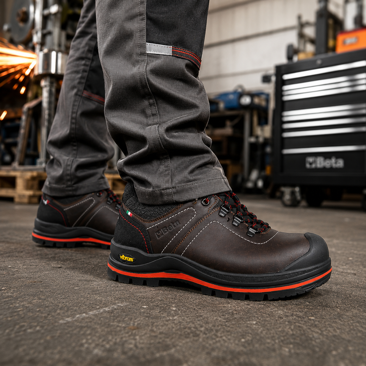 BETA 7293HM - Scarpe Antifortunistiche Basse Taglia 44 in Pelle Nabuk Idrorepellente con Support System
