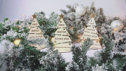 Albero di Natale Personalizzato 25cm | Alberello in Legno Personalizzabile con Nomi della Famiglia o Testo inciso al Laser